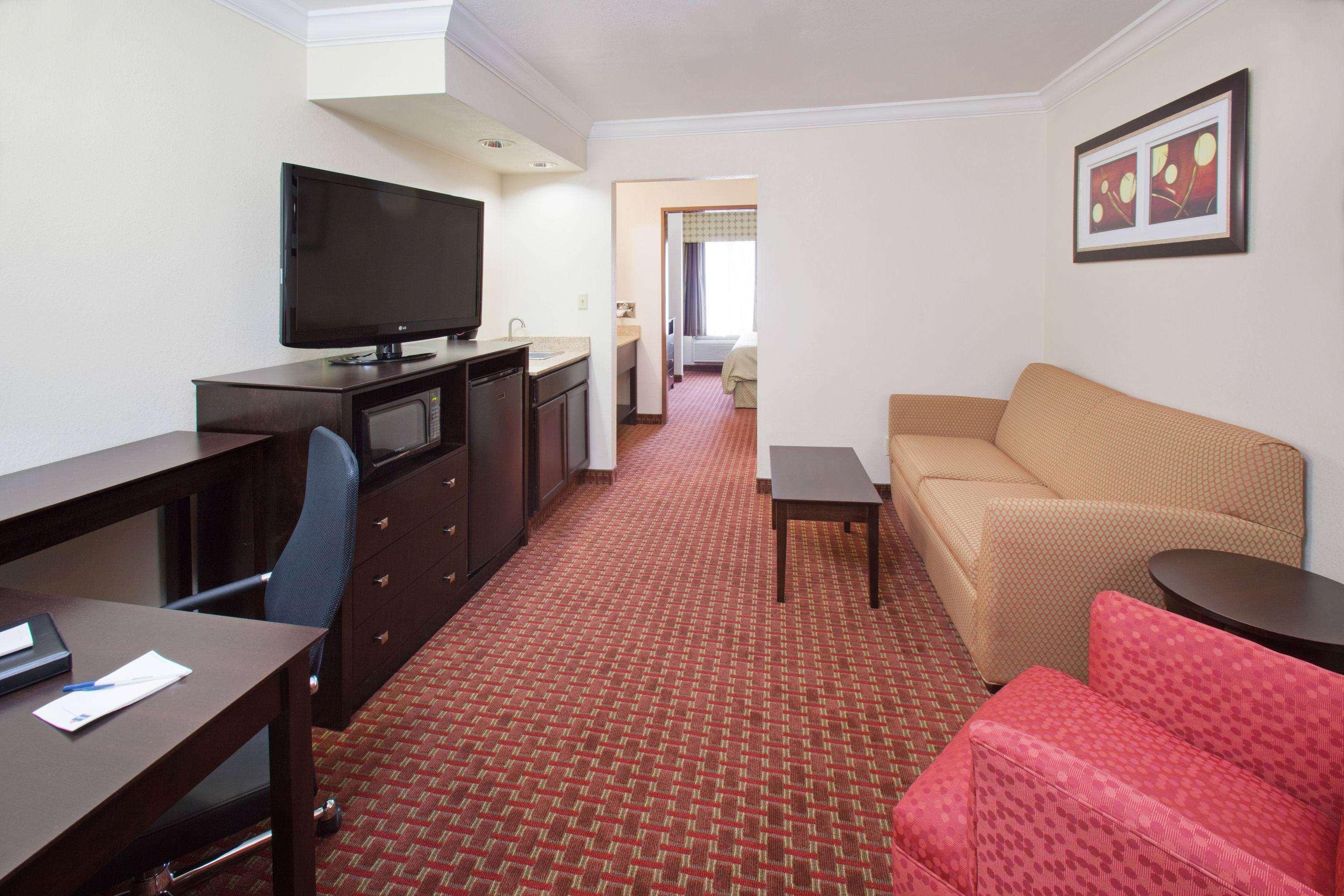 Americinn By Wyndham Johnston Des Moines Urbandale Bagian luar foto