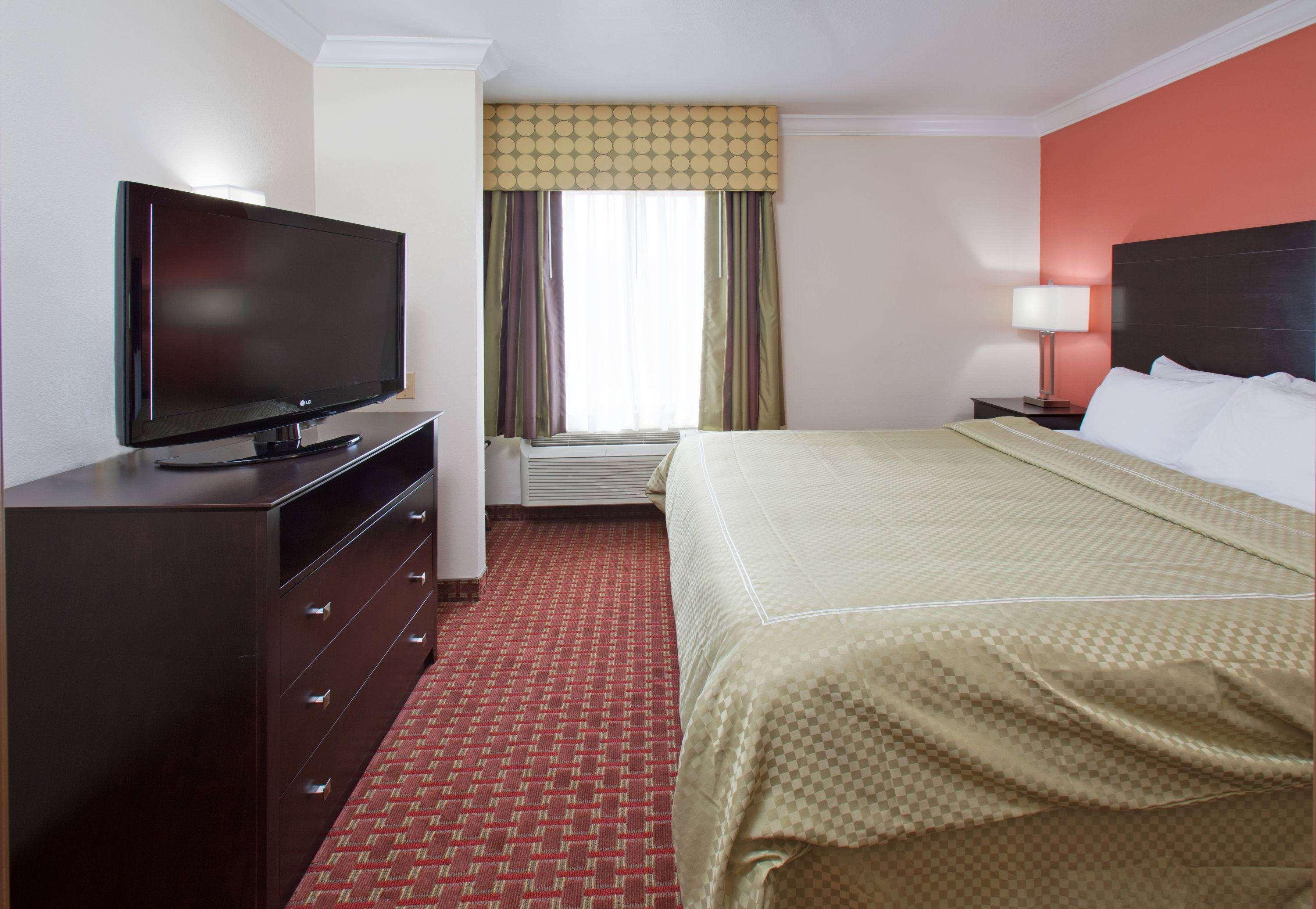 Americinn By Wyndham Johnston Des Moines Urbandale Bagian luar foto