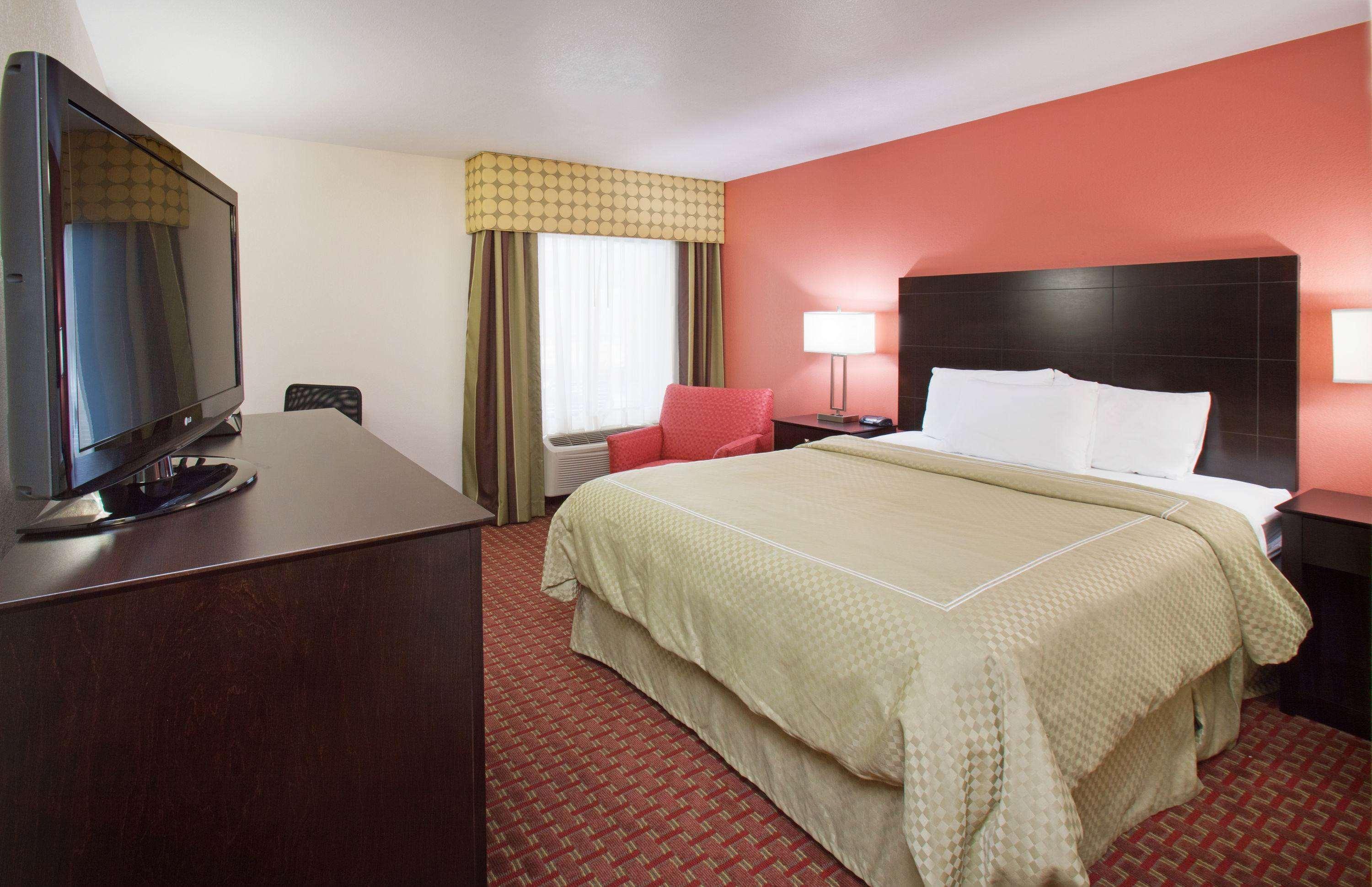 Americinn By Wyndham Johnston Des Moines Urbandale Bagian luar foto
